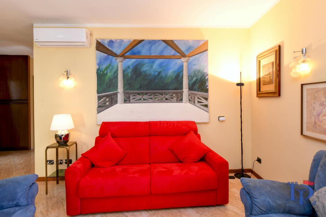 Desenzanoloft Official Partner Marriott Homes & Villas - Queen Of Sirmione Castle View Exteriör bild