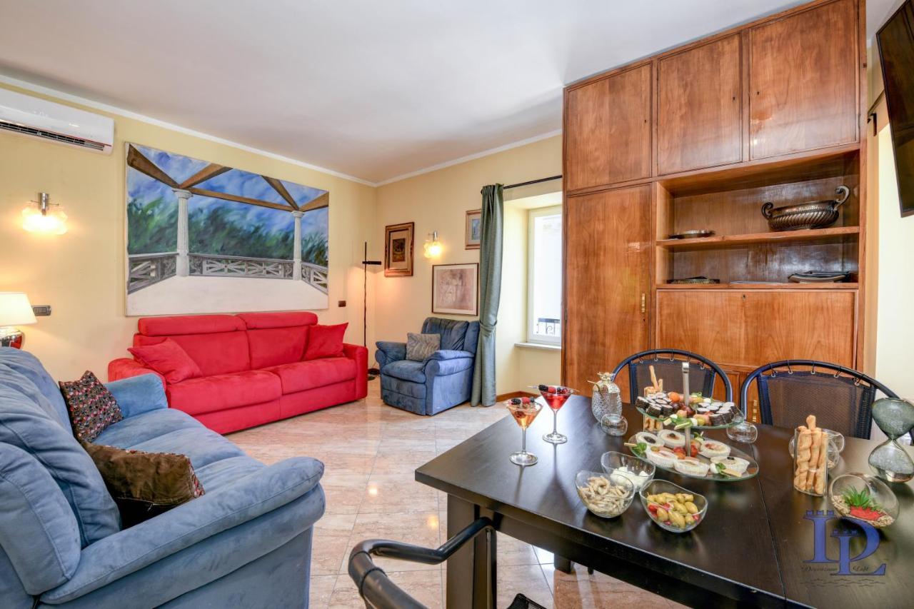 Desenzanoloft Official Partner Marriott Homes & Villas - Queen Of Sirmione Castle View Exteriör bild