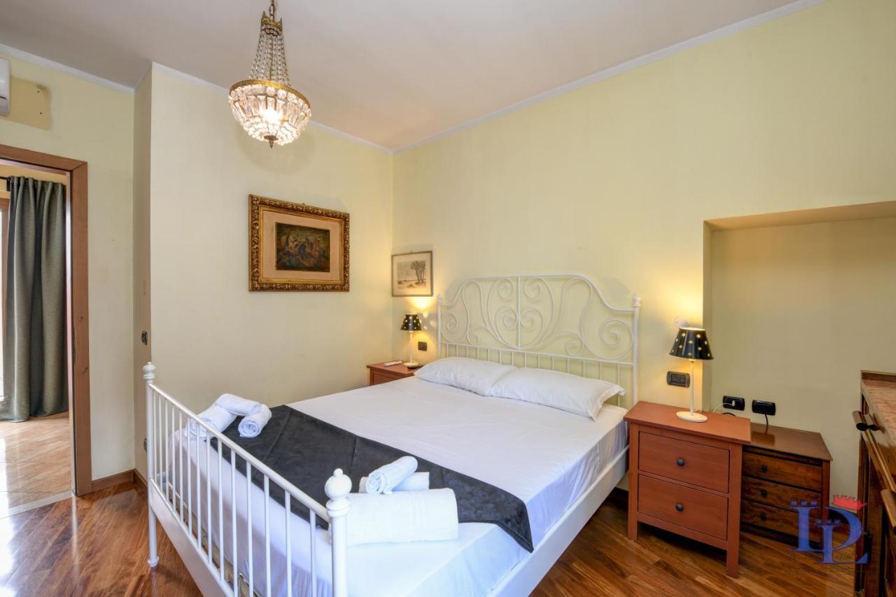Desenzanoloft Official Partner Marriott Homes & Villas - Queen Of Sirmione Castle View Exteriör bild